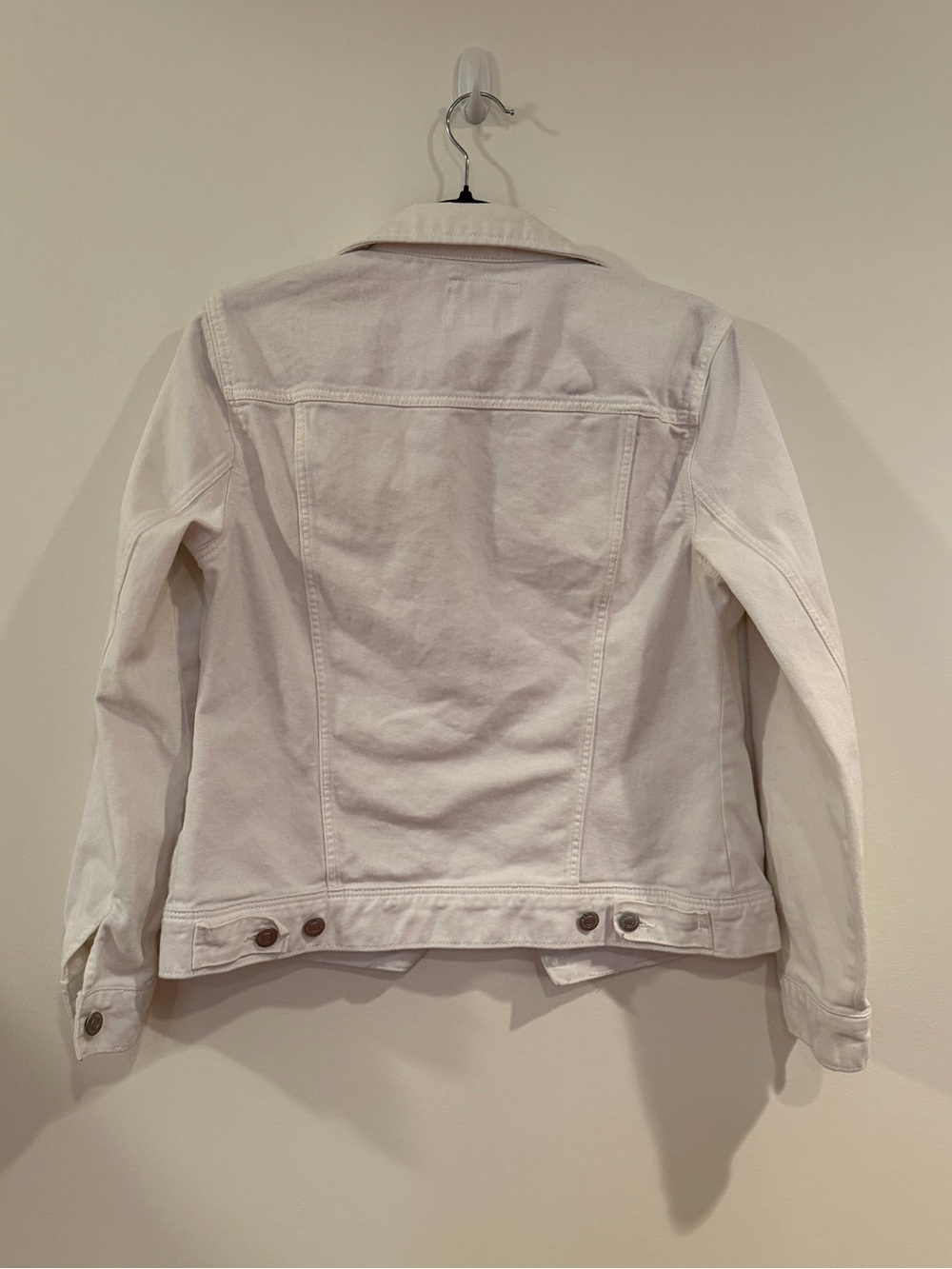Old Navy White Denim Jacket - Women's Medium, Classic Fit - Picture 3 of 4